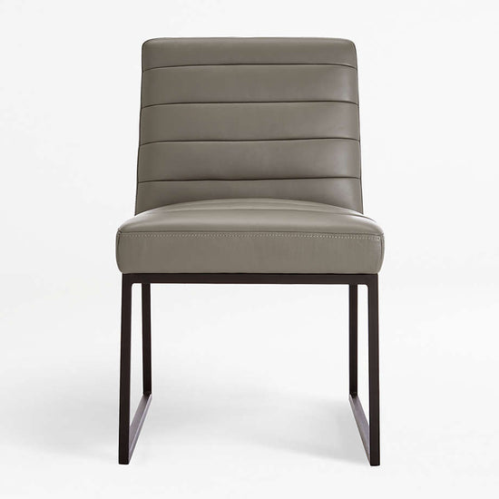 Dazzido-Stuhl ohne Armlehnen aus Leder und Metallbeinen 